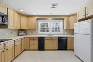 130 Braemoor Rd, Brockton, MA 02301 - Photo 14