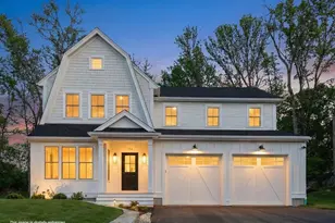 154 Union St, Holliston, MA 01746 - Photo 1