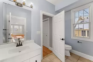 21 Harris St, Cambridge, MA 02140 - Photo 8