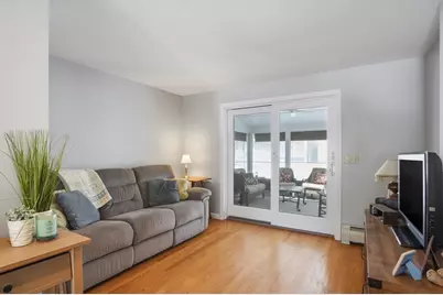 17 Stone Avenue, Shrewsbury, MA 01545 - Photo 4