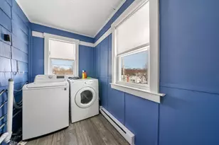 22 Leonard St, Woburn, MA 01801 - Photo 20