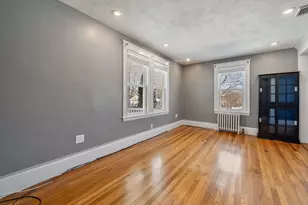 22 Leonard St, Woburn, MA 01801 - Photo 4