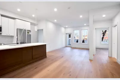 105 Sea Street #102, Quincy, MA 02169 - Photo 2