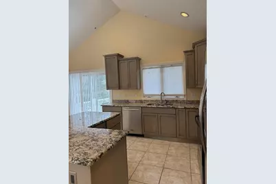 1015 Forbes St, New Bedford, MA 02745 - Photo 6