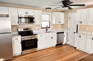 109 Blackstone St, Bellingham, MA 02019 - Photo 6