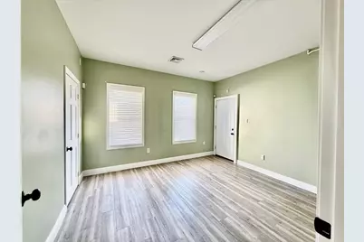 545 Brayton Ave, Fall River, MA 02721 - Photo 6