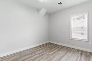 545 Brayton Ave, Fall River, MA 02721 - Photo 8