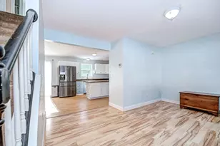 40 Sawyer St, Gardner, MA 01440 - Photo 2