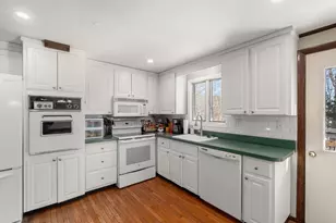 7 Van Beal Rd, Randolph, MA 02368 - Photo 10