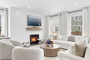 4 Goldenrod Ct, Nantucket, MA 02554 - Photo 2