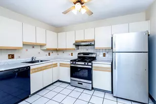 22 Kenmar Dr, Billerica, MA 01821 - Photo 2