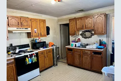 63 Allston Ave, West Springfield, MA 01089 - Photo 6