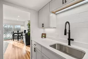 231 Coolidge Ave, Watertown, MA 02472 - Photo 6