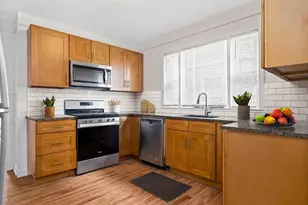 9-11 Edmunds St, Cambridge, MA 02140 - Photo 2