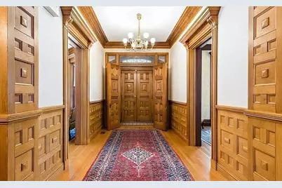 404 County St, New Bedford, MA 02740 - Photo 4