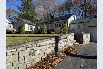 100 Lawrence Street, Gardner, MA 01440 - Photo 2