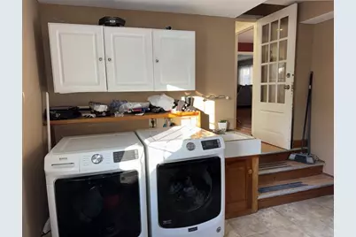 100 Lawrence Street, Gardner, MA 01440 - Photo 32