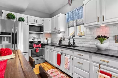 7 Adams Avenue, Saugus, MA 01906 - Photo 8