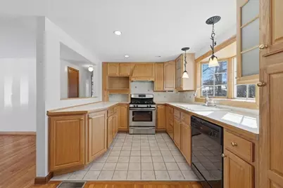 71 Clifford St, Yarmouth, MA 02664 - Photo 12