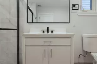 262 E Eagle St, Boston, MA 02128 - Photo 10