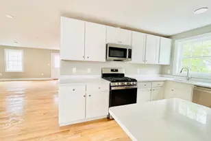 218 Vane St, Revere, MA 02151 - Photo 2