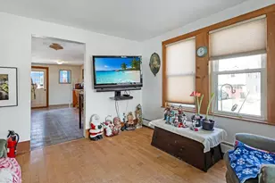 62 Lois St, Haverhill, MA 01830 - Photo 8