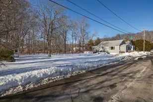 21 Jenkins Pl, Scituate, MA 02066 - Photo 2