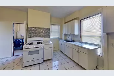 29 Glenwood Sq #1, Brockton, MA 02301 - Photo 8