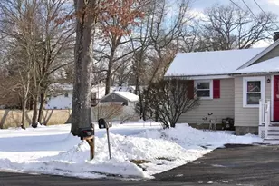 36 Briarwood Ave, Billerica, MA 01821 - Photo 1