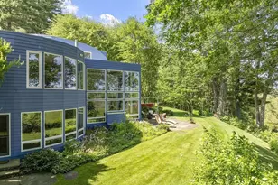 389 River Rd, Carlisle, MA 01741 - Photo 2