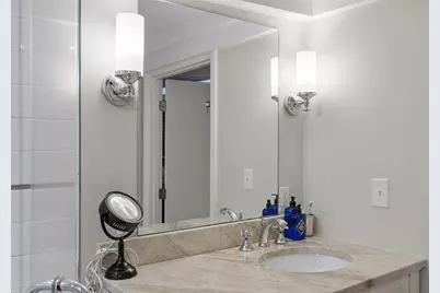 178 Commonwealth #7, Boston, MA 02116 - Photo 24