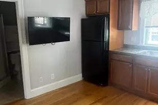 164 Ash St, Waltham, MA 02453 - Photo 4