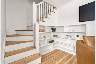 71 Highland Rd, Brookline, MA 02445 - Photo 10