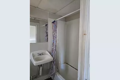 263 Elm Street #3L, Holyoke, MA 01040 - Photo 12