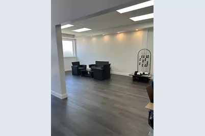 431-433 Chatham #1, Lynn, MA 01902 - Photo 2