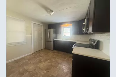 944 Wilbraham Rd, Springfield, MA 01109 - Photo 6