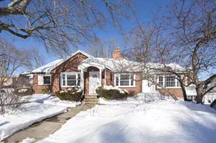 22 Exchange St, Holliston, MA 01746 - Photo 2