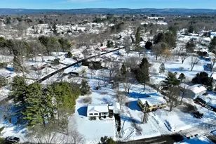 141 Tracy Cir, Amherst, MA 01002 - Photo 14