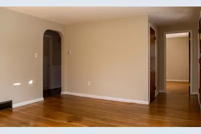 12 Wilmot St, Fitchburg, MA 01420 - Photo 8