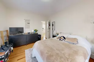 35 Henry St, Medford, MA 02155 - Photo 4