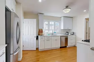 35 Henry St, Medford, MA 02155 - Photo 20