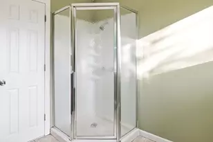 23 Lexington St, Fall River, MA 02723 - Photo 32