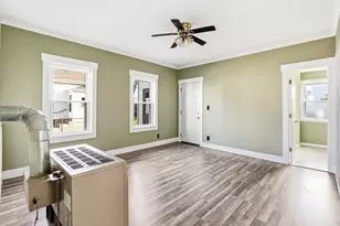 23 Lexington St, Fall River, MA 02723 - Photo 8