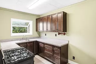 23 Lexington St, Fall River, MA 02723 - Photo 18