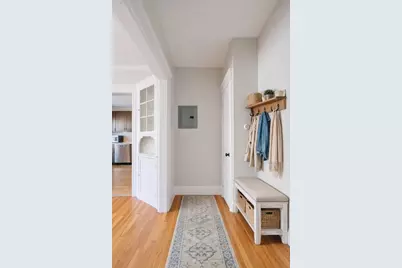 193 Florence St #1, Boston, MA 02131 - Photo 6