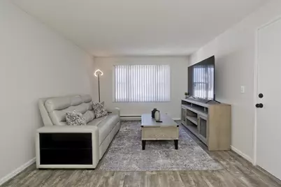 60 Chapin St #D, Holyoke, MA 01040 - Photo 14