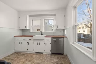 24 Bates Rd, Framingham, MA 01702 - Photo 10