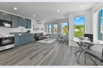 585 Essex #716, Lynn, MA 01902 - Photo 2