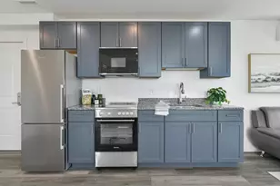 585 Essex, Lynn, MA 01902 - Photo 12