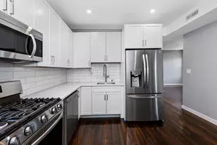 19 Chase St, Boston, MA 02125 - Photo 6
